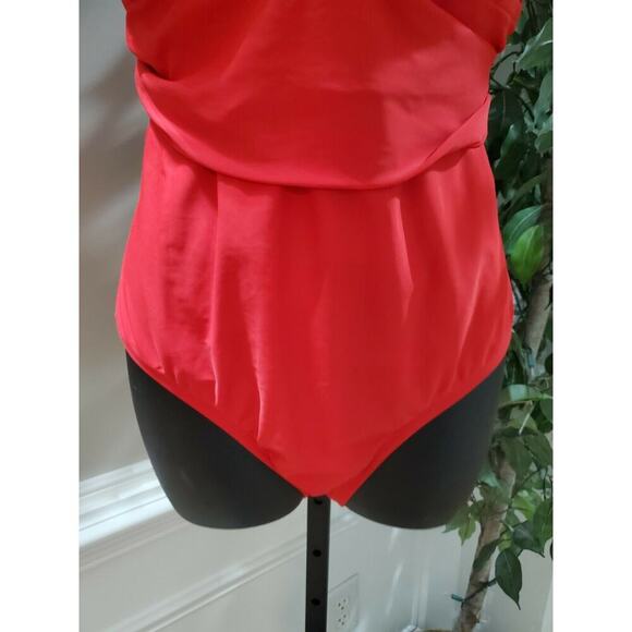 Catalina Women's Solid Red Nylon Sleeveless V-Neck One Piece Swimwear Suit XL - Picture 6 of 9